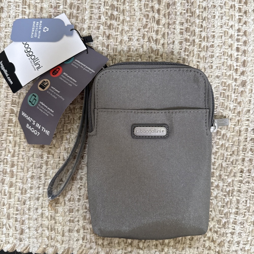 Woman's Handbags Baggallini Take Two RFID Bryant Crossbody - Picture 1 of 7